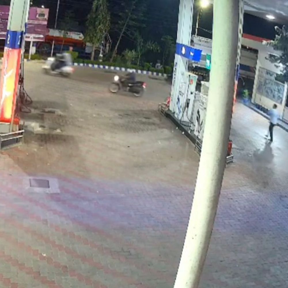 ऊना में पेट्रोल पंप लूटने आए बदमाशों से भिड़े कर्मचारी:  फायरिंग के बाद भी नहीं डरे, भागने पर किया मजबूर, वारदात सीसीटीवी में कैद – Una News