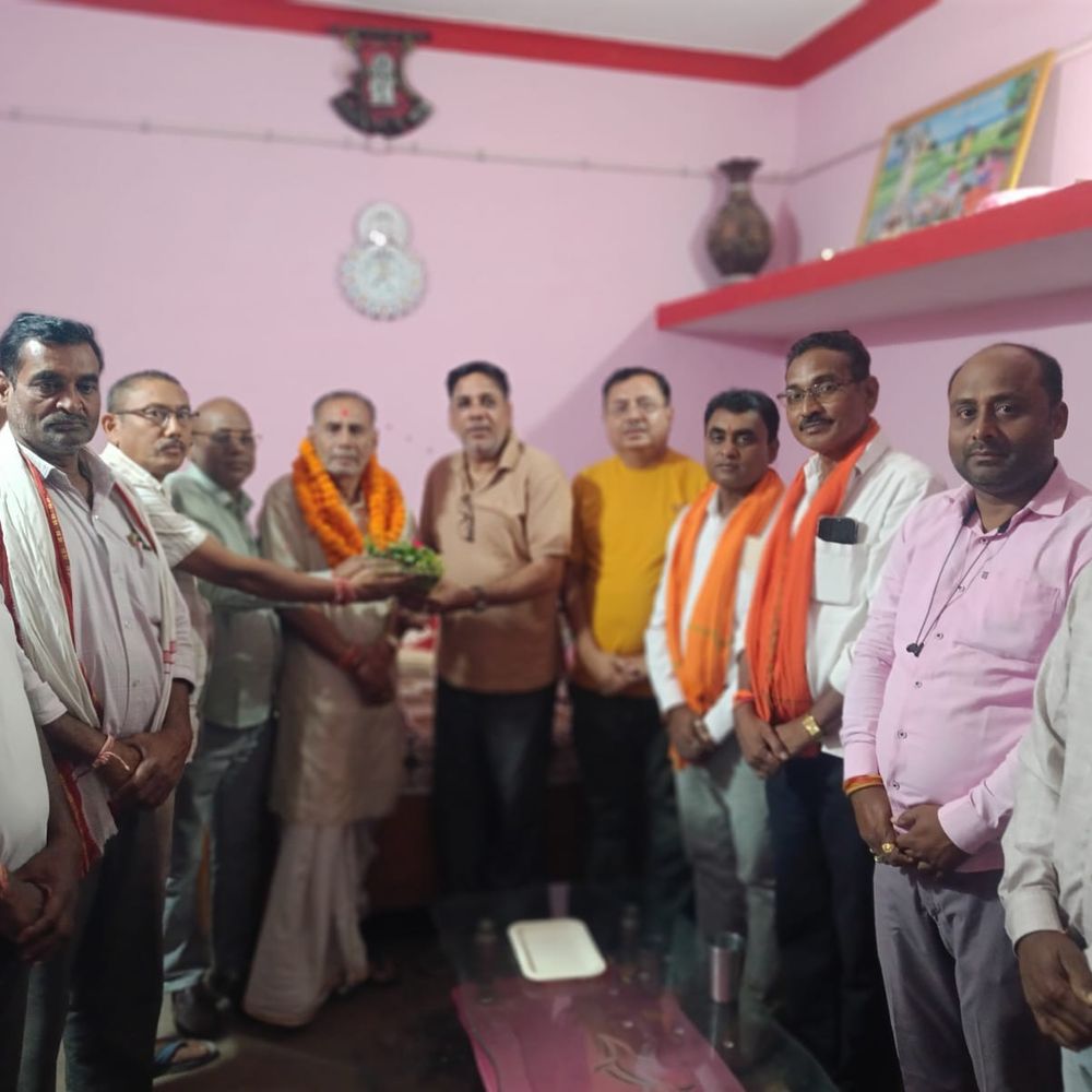 आप सांसद संदीप पाठक भाजपा में शामिल:  लोरमी में जश्न, भाजपा कार्यकर्ताओं ने घर पहुंचकर जमकर आतिशबाजी की, पिता को खिलाई मिठाई – Mungeli News