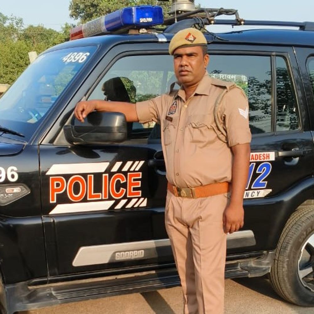 प्रयागराज के हंडिया में सिपाही की संदिग्ध मौत:रेलवे ट्रैक किनारे मिला शव, डायल 112 पर थी तैनाती