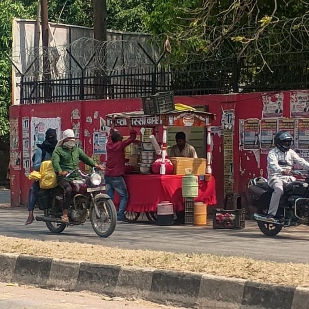 गोंडा में भीषण गर्मी, तापमान 42 डिग्री सेल्सियस:लोग गमछे से मुंह कवर कर निकले; हीटवेव अलर्ट जारी, एक हफ्ते से तापमान में लगातार बढ़त