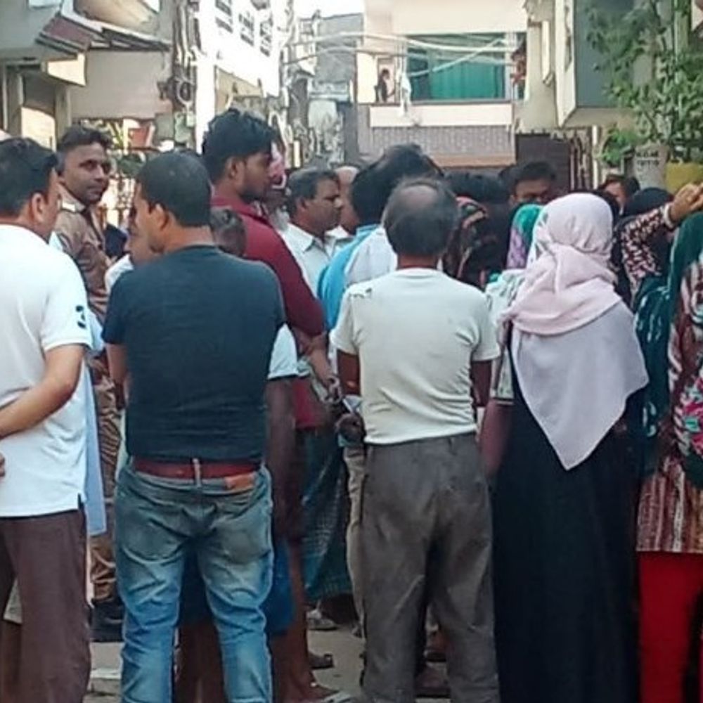 पिता ने जूसर से सिर कूंचकर बेटे को मार डाला:प्रयागराज में पत्नी से अवैध संबंध के शक में वारदात, रात में जगाकर ले गया कमरे में