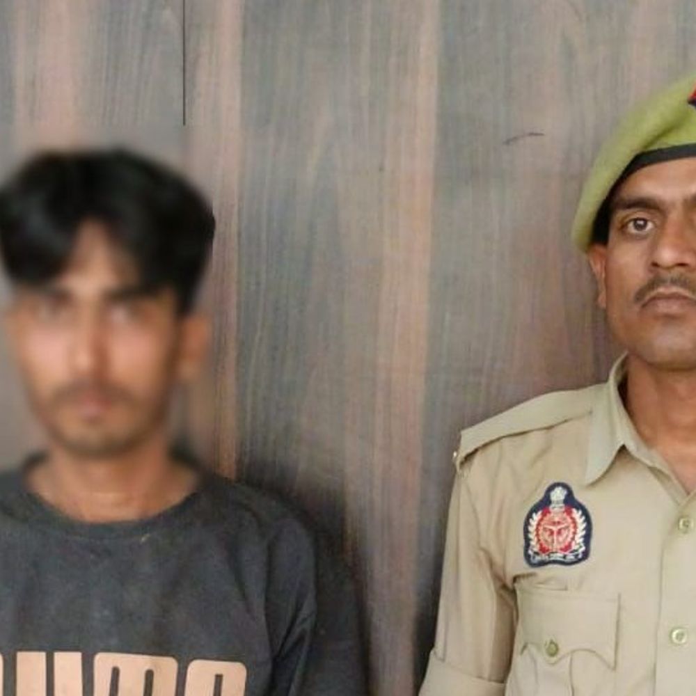 रामपुर में आपत्तिजनक वीडियो पोस्ट करने पर युवक गिरफ्तार:धार्मिक भावनाएं आहत करने का आरोप, पुलिस ने कार्रवाई कर भेजा जेल