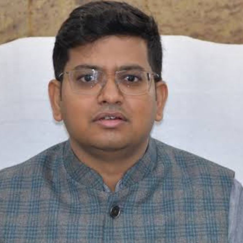 मनरेगा में 61,880 रुपये की वित्तीय अनियमितता:प्रधान, सचिव और तकनीकी सहायक से होगी वसूली, डीएम ने दिए आदेश