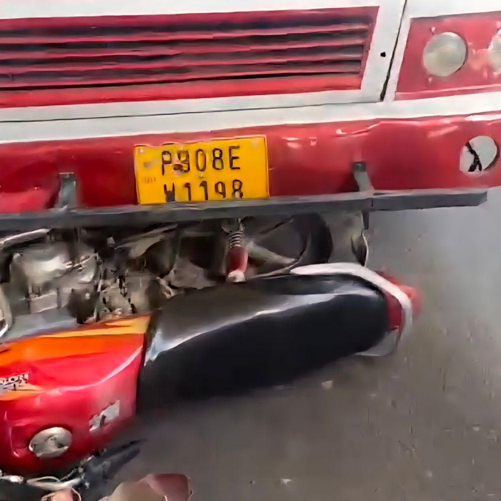 चंडीगढ़-खरड़ हाईवे पर सड़क हादसा:  बस ने बाइक सवार को 15 मीटर तक घसीटा, युवक गंभीर रूप से घायल – Kharar News