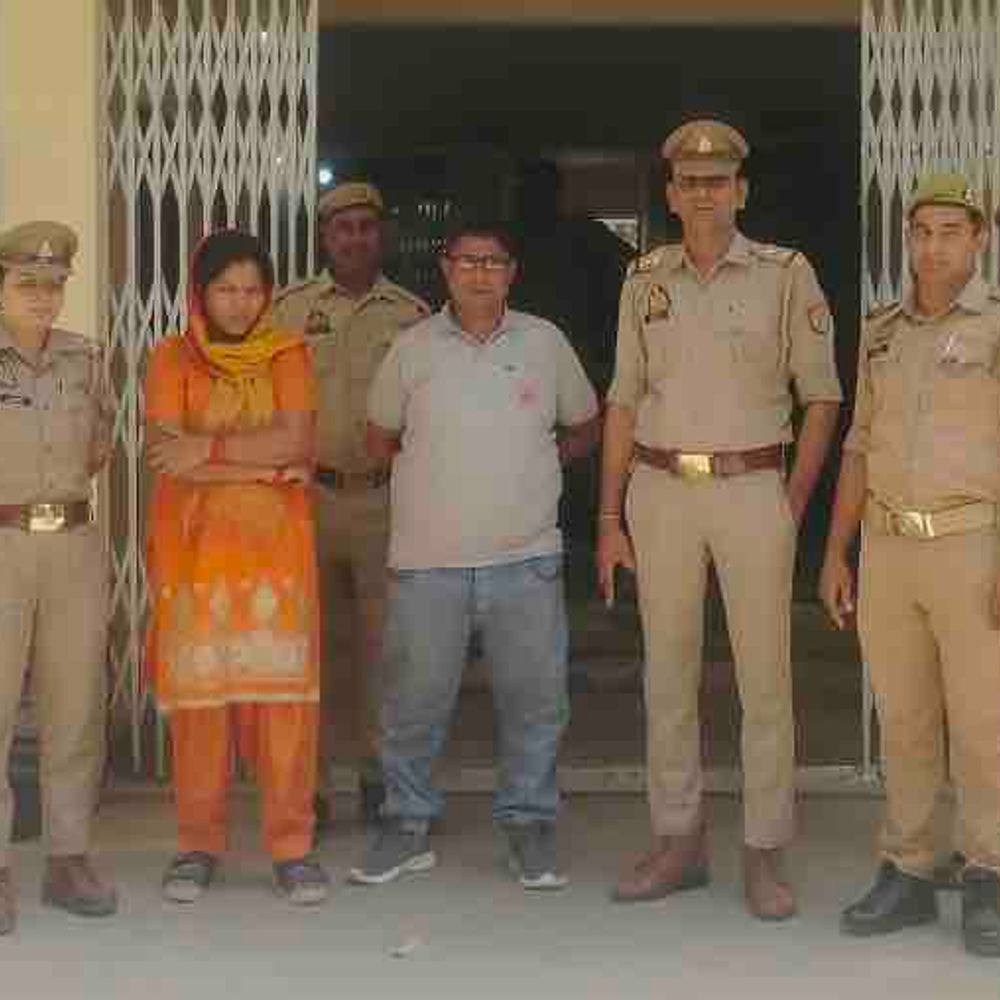 कानपुर में 25-25 हजार के इनामी पति-पत्नी गिरफ्तार:दुकानदारों से लाखों ठगकर होते थे फरार, मुजफ्फरनगर से पकड़े गए