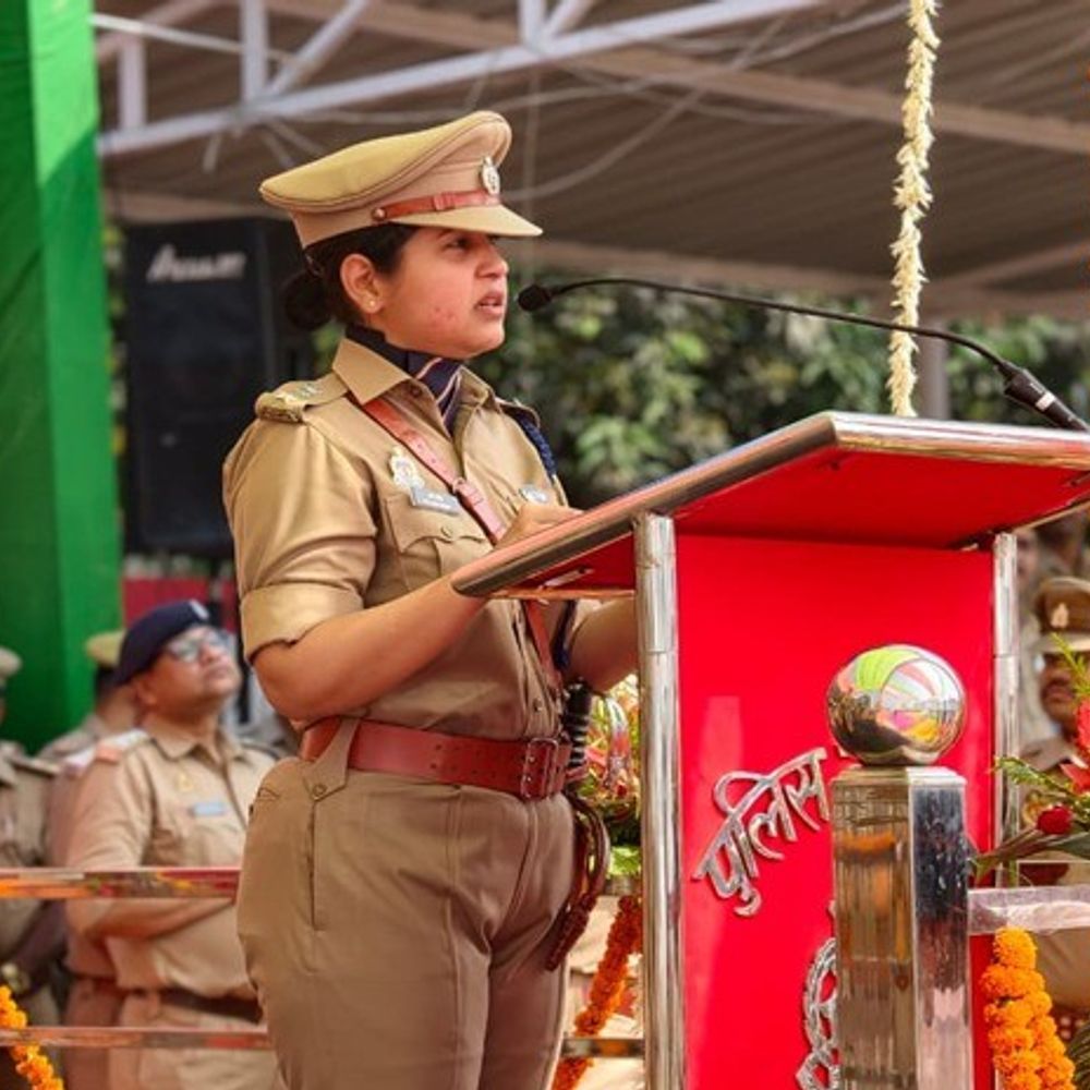 अम्बेडकरनगर में 362 सिपहियों की ट्रेनिंग पूरी:डीआईजी विजय ढुल ने कहा- पुलिस सेवा एक नौकरी नहीं, महत्वपूर्ण दायित्व है