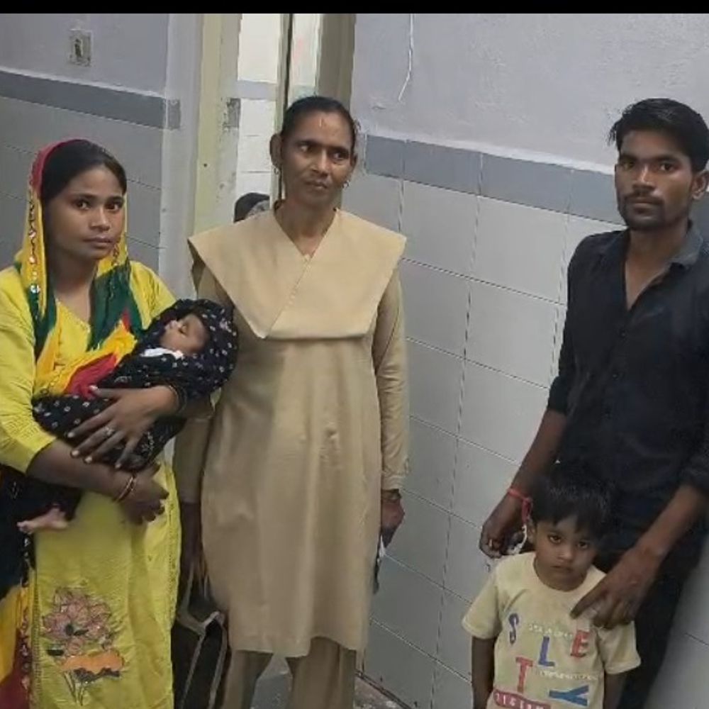 एटा में बहू ने ससुरालियों पर मारपीट का आरोप लगाया:बेटी पैदा होने पर सास ताना मारती थी, पुलिस ने कराया मेडिकल