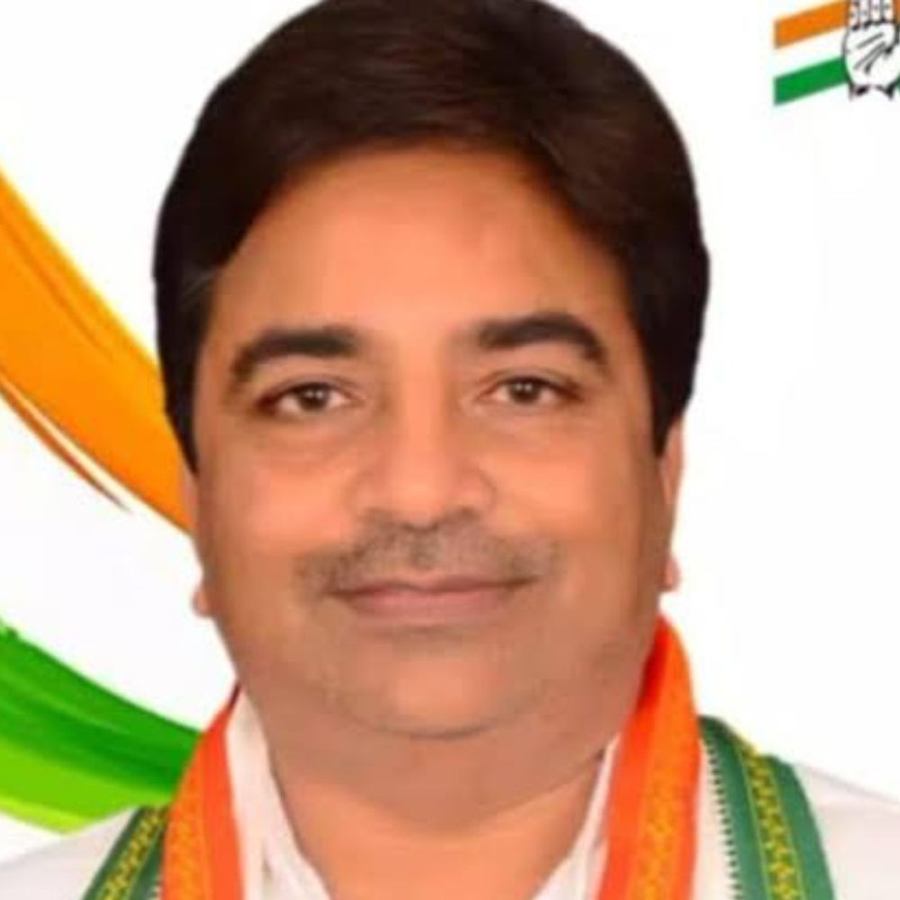 फरेंदा विधायक वीरेंद्र चौधरी ने सीएम को लिखा पत्र:मिर्जापुर टोल प्लाजा हटाने, विंध्याचल यात्रियों को राहत देने की मांग