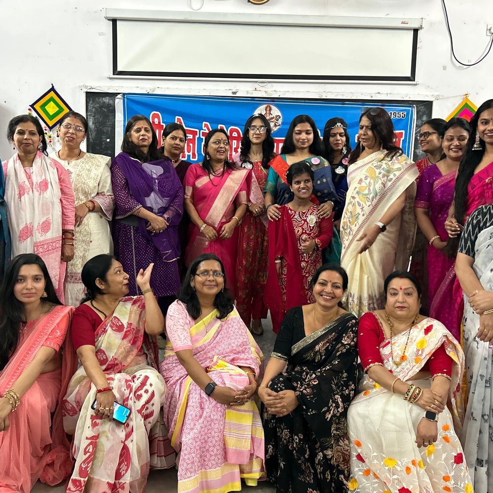 एपी सेन कॉलेज में छात्राओं का फेयरवेल:बीए, बीकॉम, एमए अंतिम वर्ष की छात्राओं को दी गई विदाई