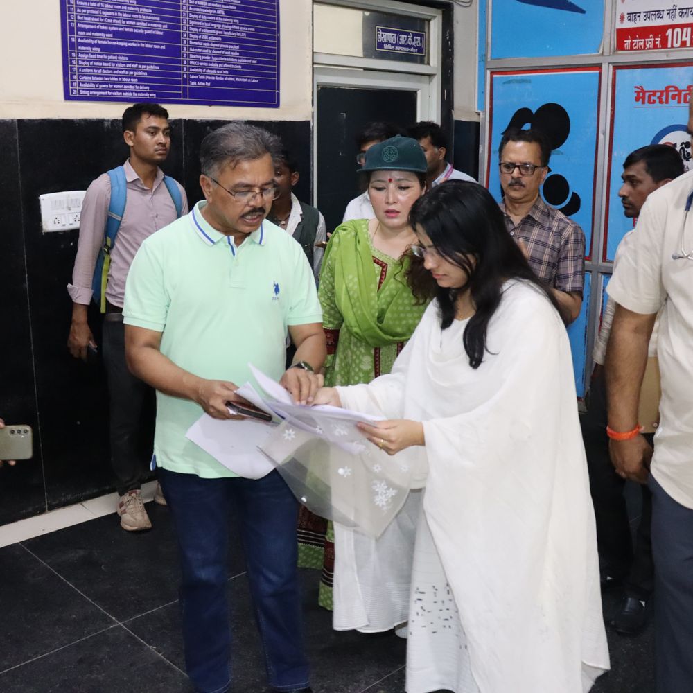 ACS ने मैहर सिविल अस्पताल का निरीक्षण किया:गंदगी देखकर हुए नाराज, ठेका एजेंसी बदलने के दिए निर्देश