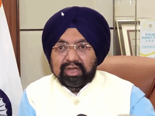 हमने किसी से गद्दारी नहीं की: साहनी:  बोले- पार्टी छोड़ने से पहले केजरीवाल से मिला था; सीचेवाल बोले- राघव का फोन आया था – Chandigarh News