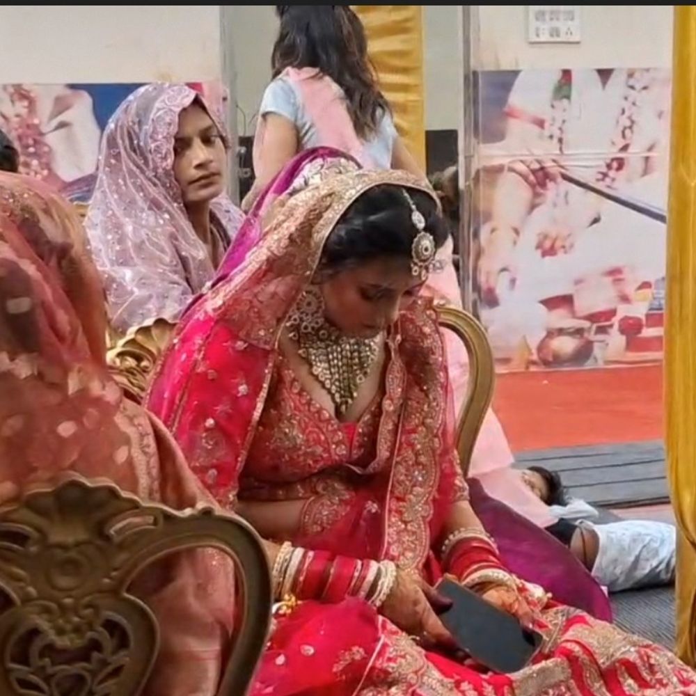 जालौन में बारात पर हमला, कई घायल:द्वारचार के दौरान 5 घायल, दुल्हन ने पूरी रात मंडप में किया इंतजार, सुबह हुई शादी