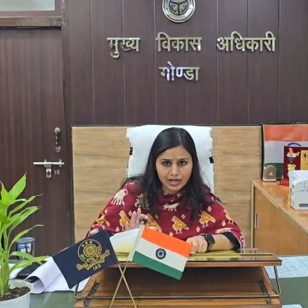 प्राइवेट स्कूल में पढ़ाना सफाई कर्मी को पड़ा भारी:डीपीआरओ ने किया निलंबित, जांज के दौरान गांव में सफाई नहीं मिली थी