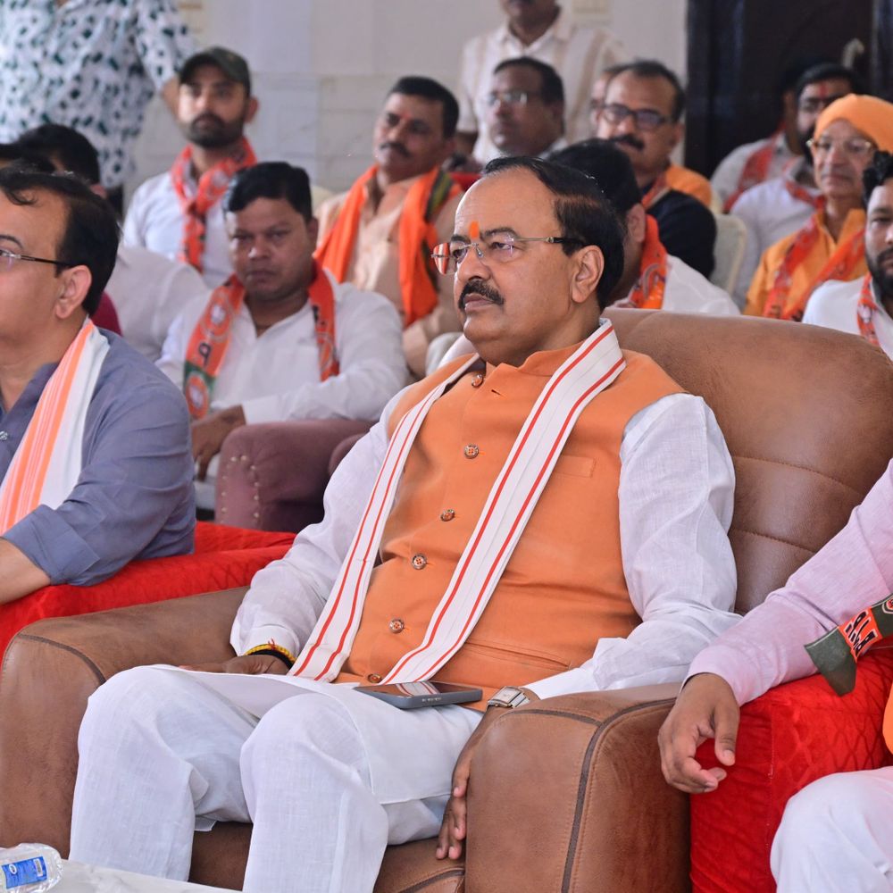 लखनऊ में केशव मौर्य ने सुनी ‘मन की बात’:बुद्धेश्वर में कार्यक्रम में शामिल हुए उपमुख्यमंत्री, गाजीपुर घटना पर सख्त कार्रवाई का भरोसा