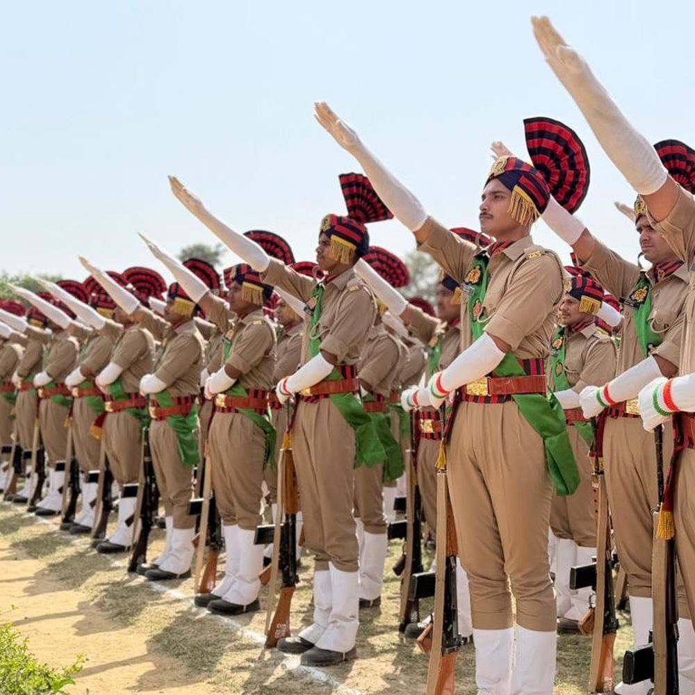 47 वीं वाहिनी पीएसी गाजियाबाद में पासिंग आउट परेड:ATS के आईजी प्रेम कुमार ने कहा- वर्दी की हमेशा गरिमा में रहें