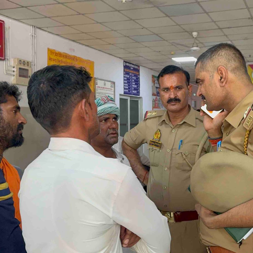 कानपुर में ट्रैक्टर की टक्कर से युवती की मौत:15 फीट गहरे बंबा में गिरी, परिवार में मुंडन की खुशी मातम में बदली