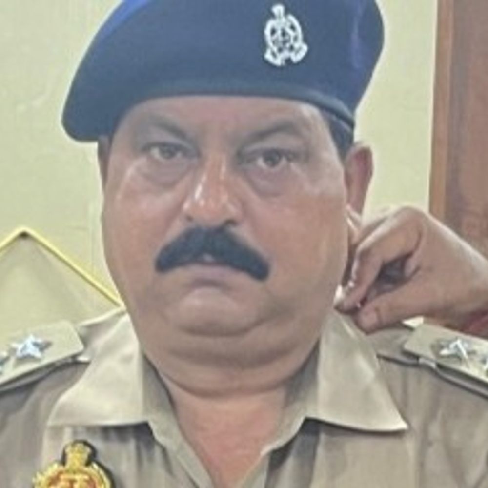 श्रावस्ती पुलिस विभाग में एक साथ बड़ा फेरबदल:29 पुलिसकर्मियों समेत 30 का तबादला, कई चौकी प्रभारी भी बदले गए