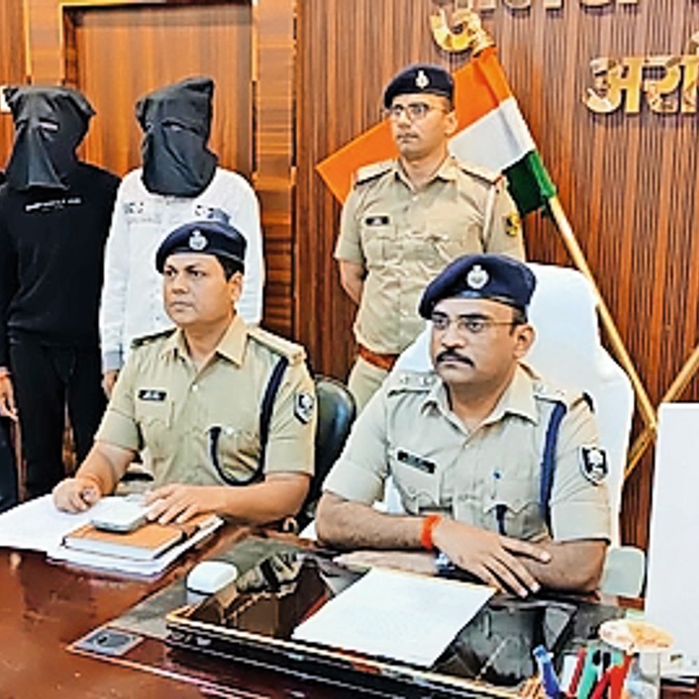 फाइनेंस कर्मी से लूट में तीन गिरफ्तार