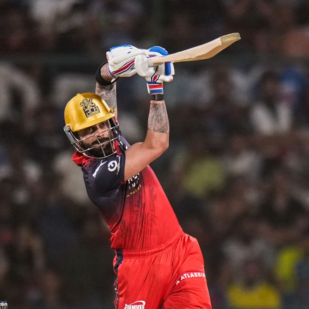 बेंगलुरु की IPL 2026 में छठी जीत:दिल्ली को 9 विकेट से हराया; कोहली के 9 हजार रन पूरे, हेजलवुड को 4 विकेट