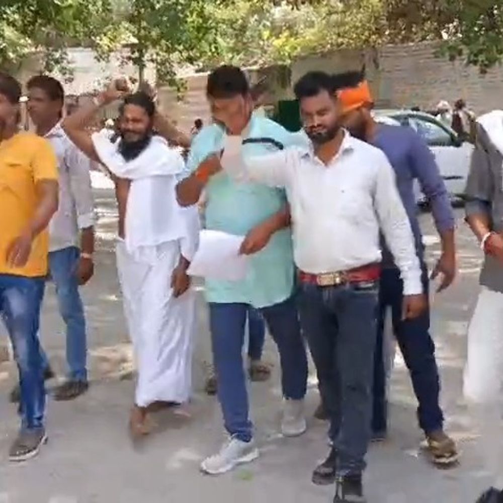 कन्नौज में गायों की सुरक्षा को लेकर प्रदर्शन:केंद्रीय कानून और गौ पालन मंत्रालय बनाने की मांग