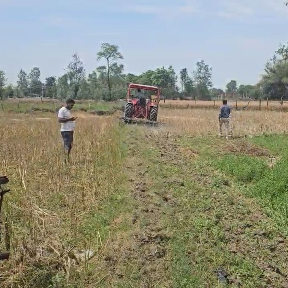 गोंडा में 300 से अधिक जगहों से हटा अवैध कब्जा:अतिक्रमण हटाओ अभियान के दौरान 15 दिन में कार्रवाई, सरकारी जमीनें कराईं मुक्त