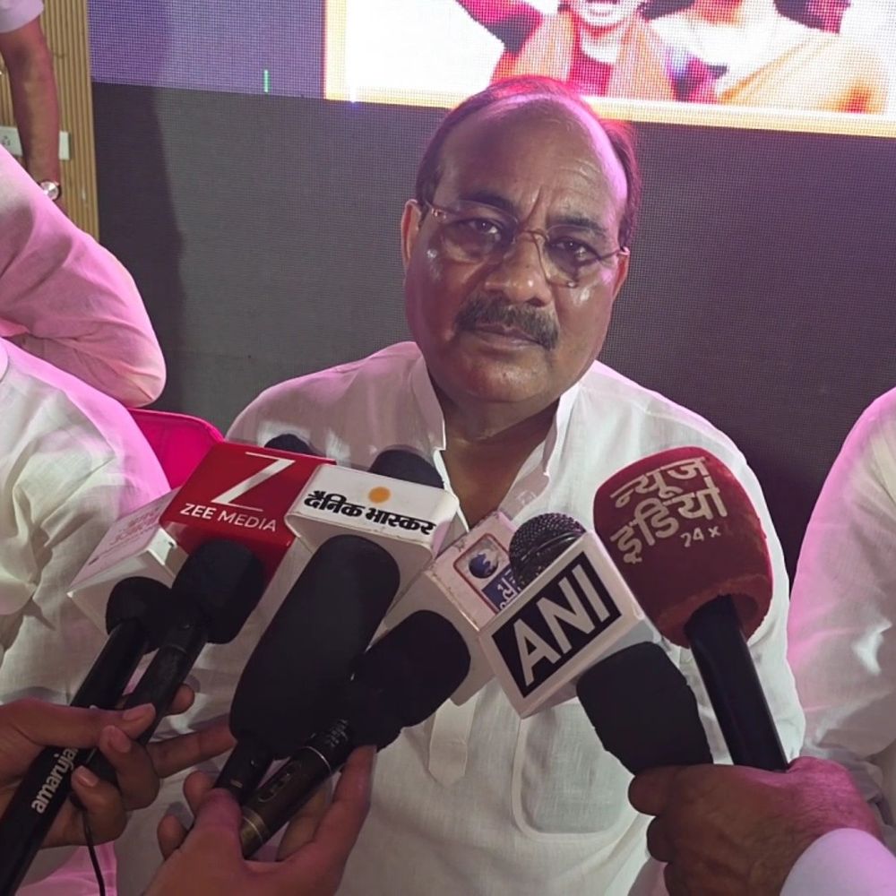 प्रभारी मंत्री बोले-स्ट्रेट ऑफ हुर्मुज पर तनातनी से दिक्कत:डीजल-पेट्रोल और गैस सिलेंडर की किल्लत जल्द खत्म होगी; जिले में काफी दिक्कत