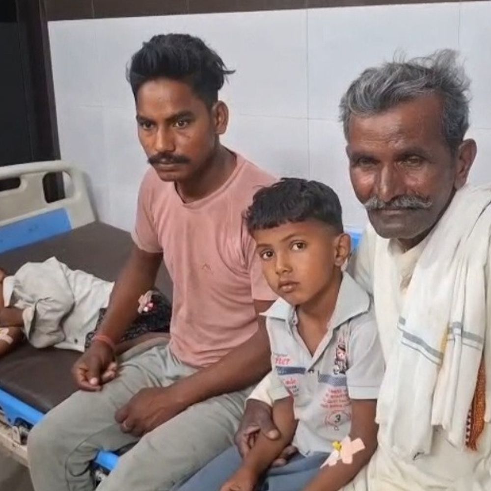 शादी में लौकी की बर्फी खाने से 100 लोग बीमार:फूड प्वाइजनिंग के बाद निजी अस्पतालों में भर्ती, 15 बच्चों की भी तबीयत बिगड़ी