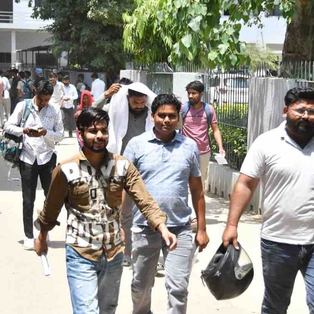 गाजियाबाद होमगार्ड भर्ती परीक्षा:तीन दिवसीय आयोजन के आखिरी दिन दो शिफ्ट में 73.86% और 75.33% उपस्थिति