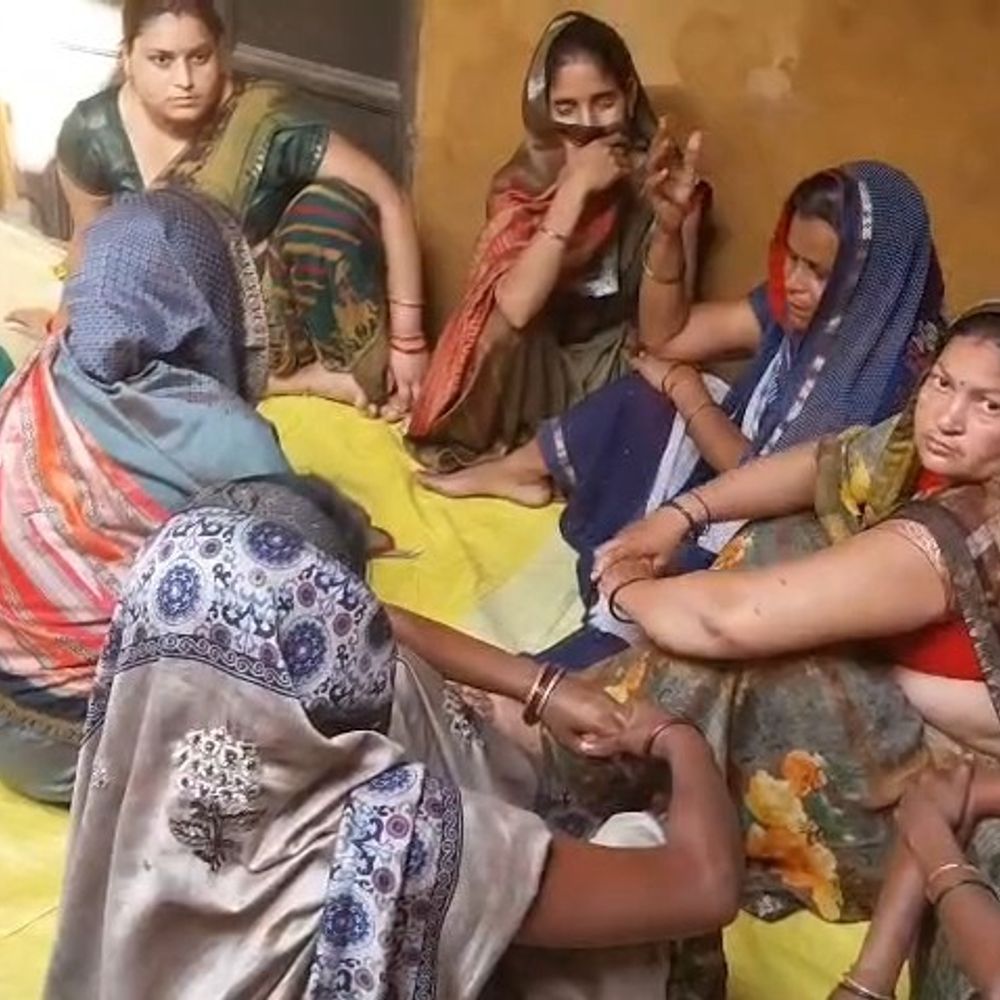 पीलीभीत में पिता-पुत्र के झगड़े में पिता की मौत:पड़ोसी ने हस्तक्षेप के बाद लाठी से हमला, किसान की जान गई