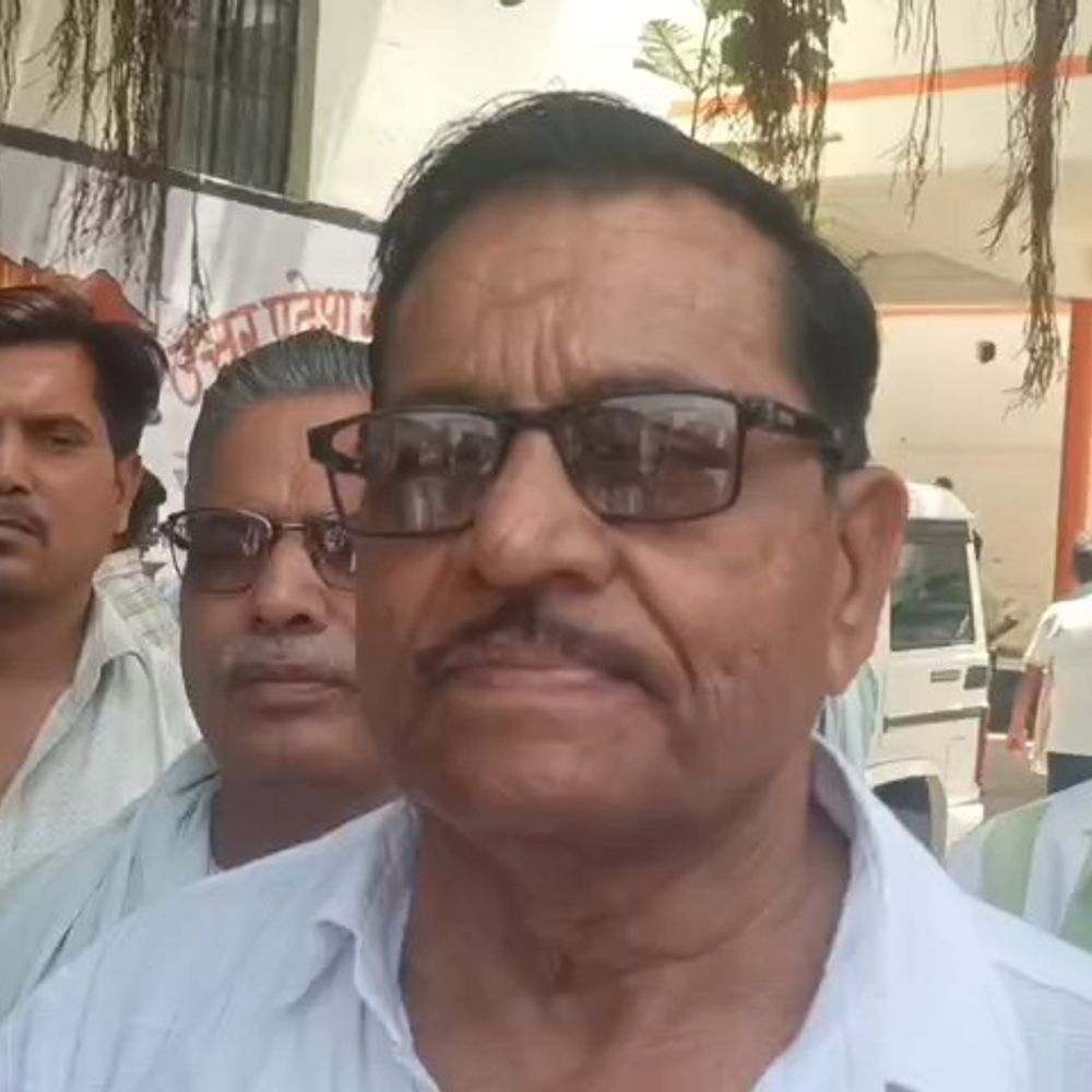 स्मार्ट मीटर से जनता नाराज, कांग्रेस ने सौंपा ज्ञापन:ज्यादा बिल और कम बिजली आपूर्ति का आरोप, कार्रवाई की मांग