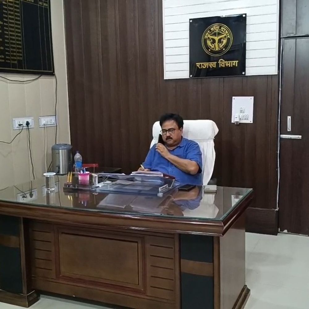 जांच में विधायक का दफ्तर वैध, दुकानों का है कब्जा:मौरांव में सरकारी भूमि पर कब्जे की हुई थी शिकायत, कई दुकानदारों पर कार्रवाई की तैयारी