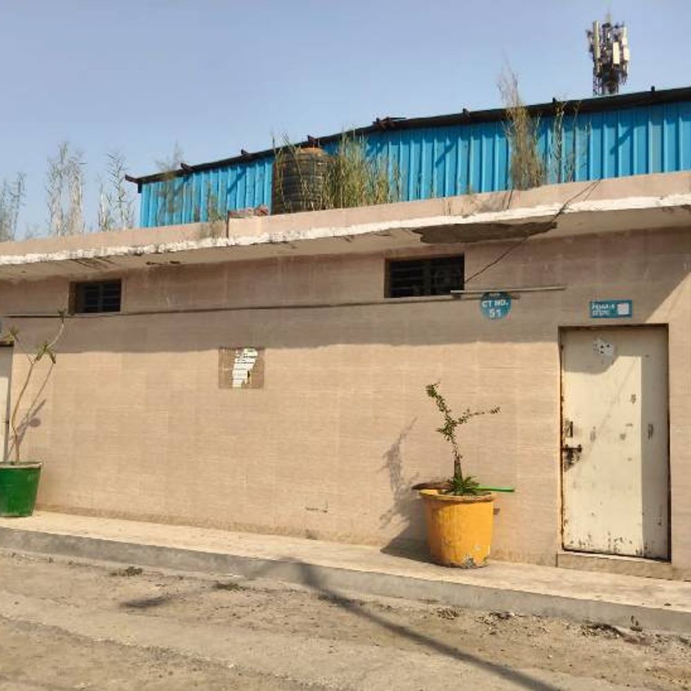 नोएडा में शौचालयों से प्राधिकरण को मिलेगा 90 करोड़:10 साल तक कंपनी करेंगी विज्ञापन, शौचालयों को साफ-सुथरा और संचालन की होगी जिम्मेदारी