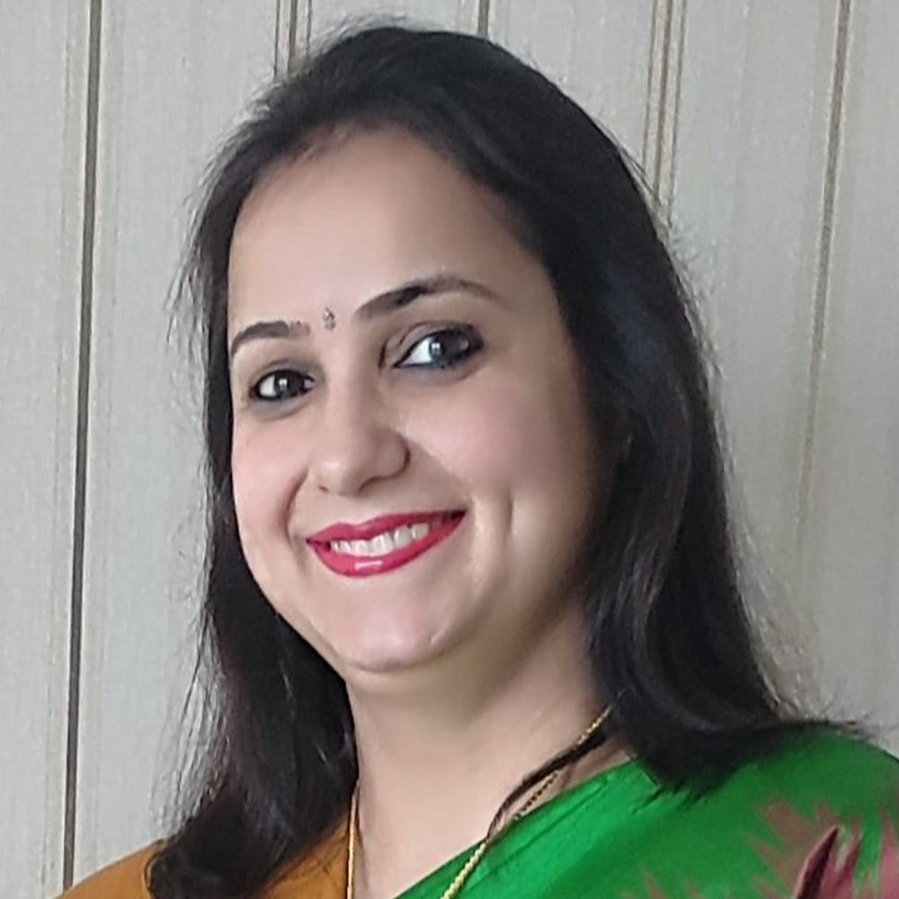 दिल्ली विश्वविद्यालय की अर्थशास्त्री ने सीएम योगी की तारीफ की:बोलीं- बीमारू राज्य के टैग से मिली मुक्ति, एक्सप्रेस-वे और एयरपोर्ट से ग्लोबल पहचान बन रही