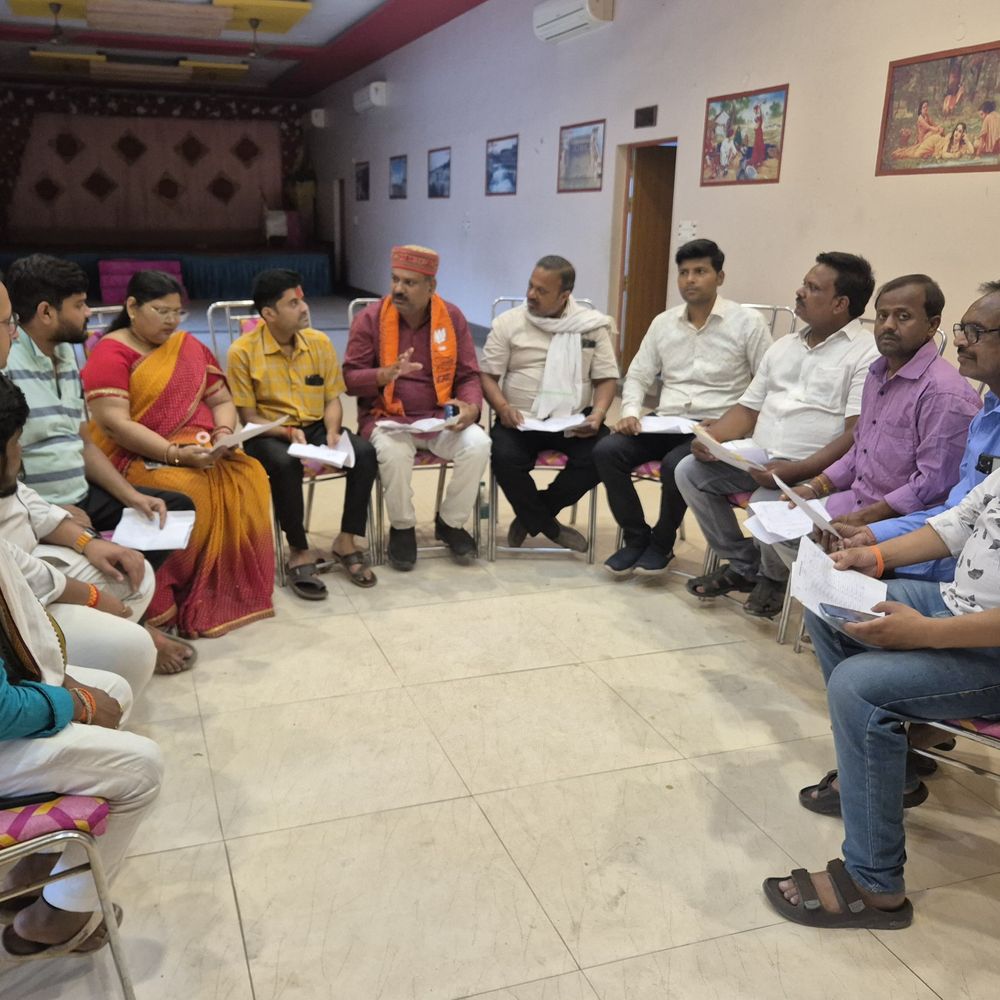 भाजपा राष्ट्रीय अध्यक्ष नितिन नबीन का मिर्जापुर दौरा:कार्यकर्ता स्वागत की तैयारी में जुटे, जन प्रतिनिधियों को दायित्व