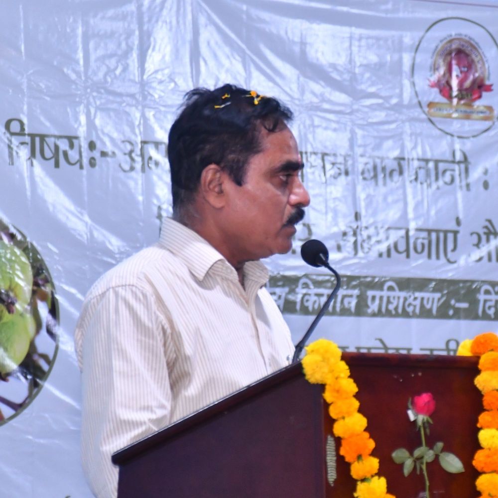 अयोध्या में अमरूद की सघन बागवानी पर दो दिवसीय प्रशिक्षण:3 जिलों के किसानों को मिली वैज्ञानिक तकनीक, आय बढ़ाने पर जोर