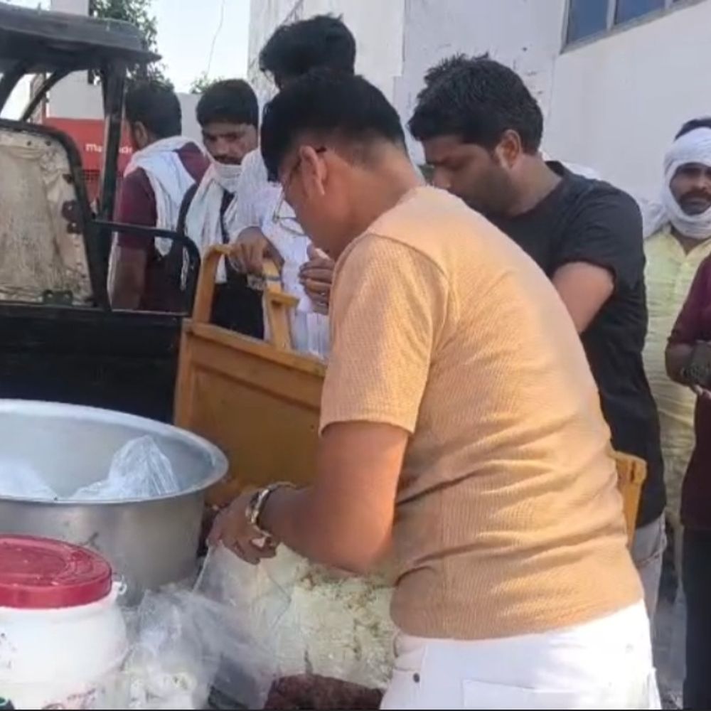 जालौन में शादी के लिए खरीदे सामान में मिलावट:खाद्य विभाग ने की जांच, दुकानदार ने रुपए वापस लौटाए