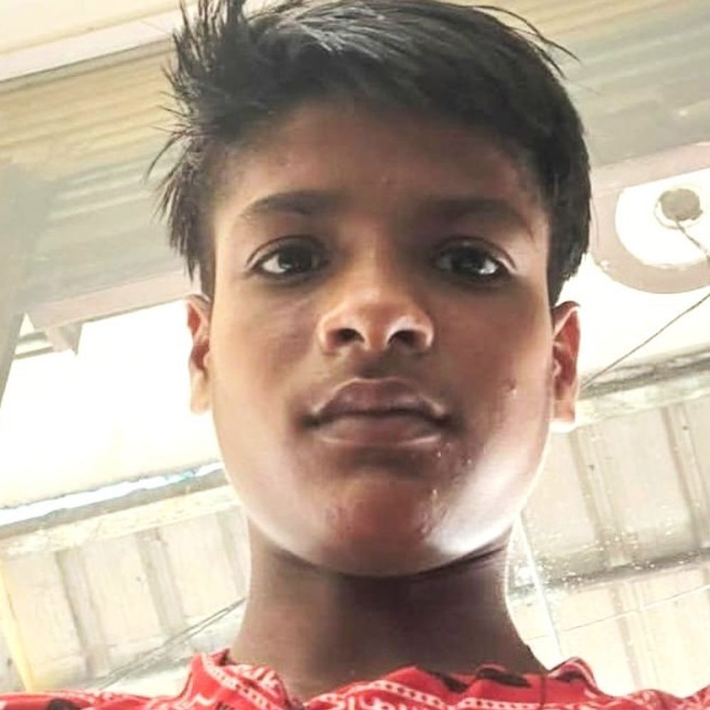 तालाब से भैंस निकालने गया किशोर तालाब में डूबा:सीतापुर में कल दोपहर से लापता था, देर रात शव बरामद