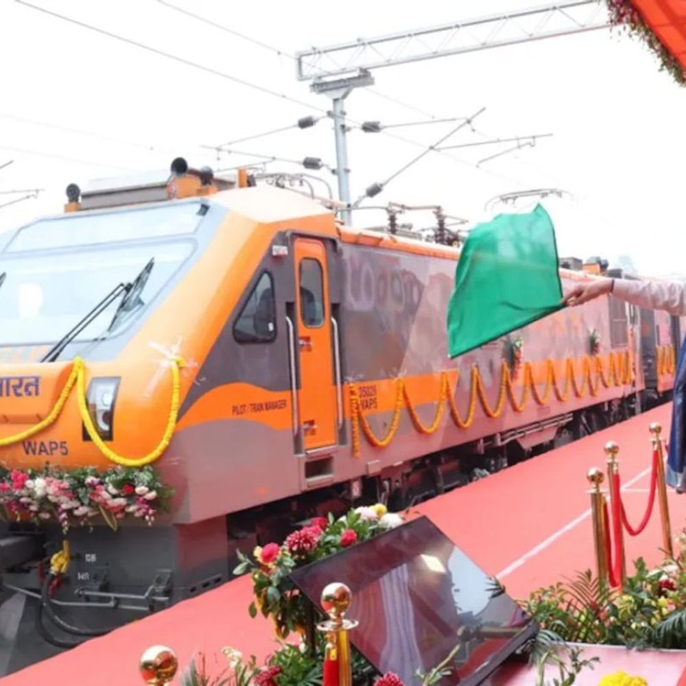 अयोध्या से मुंबई के लिए अमृत भारत एक्सप्रेस चलेगी:पीएम नरेंद्र मोदी दिखाएंगे हरी झंडी, 26 घंटे में 1500 किमी का सफर तय होगा