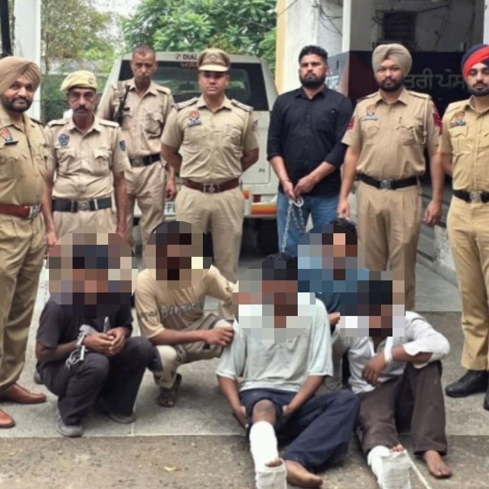चंडीगढ़ में चोरी-लूटपाट गिरोह का पर्दाफाश:  ‘वार अगेंस्ट क्रिमिनल्स’ के तहत 5 आरोपी गिरफ्तार; पुलिस ने कई वारदातें सुलझाईं – Mohali News