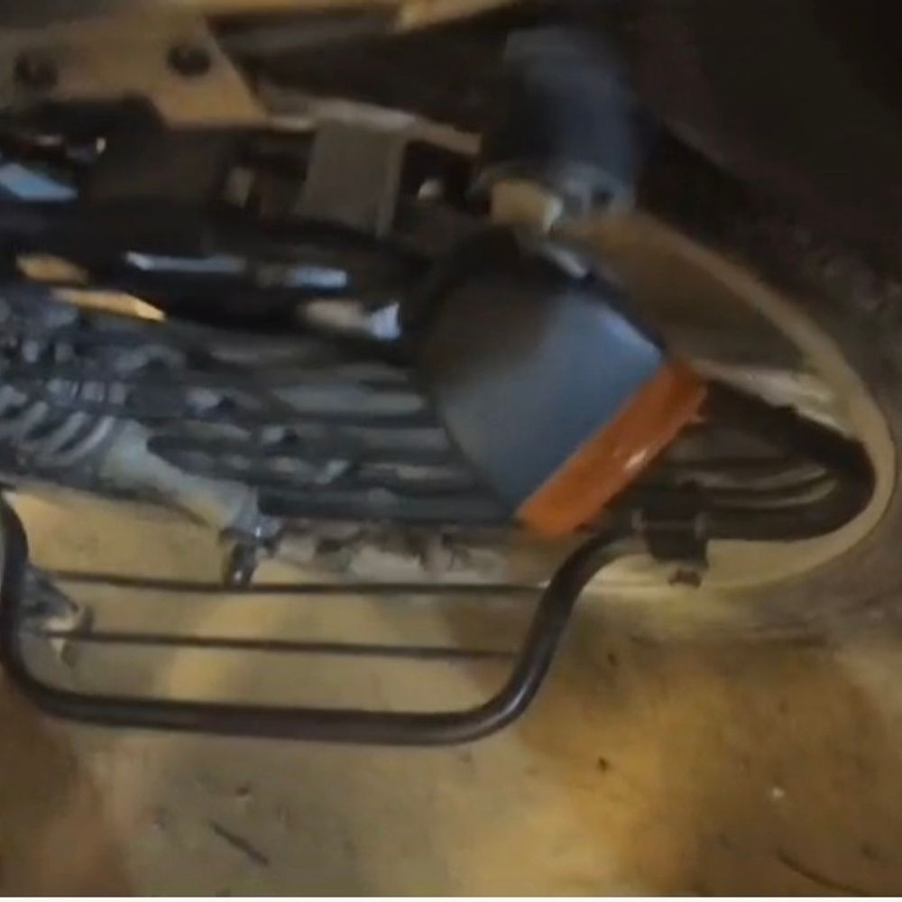 रायबरेली में सर्राफा व्यवसायी से लूट:बदमाशों ने स्कूल से राशन-खेल सामग्री भी चुराई, पुलिस जांच में जुटी