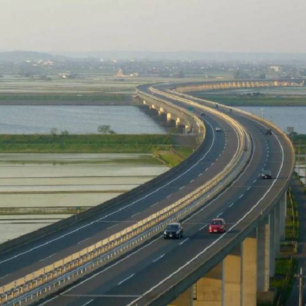 दिल्ली से नोएडा एयरपोर्ट , 31 किमी का रोड इंफ्रास्ट्रक्चर:4300 करोड़ का मेगा प्लान, रोज 6 लाख लोगों को फायदा, तीन पार्ट में होगी तैयार