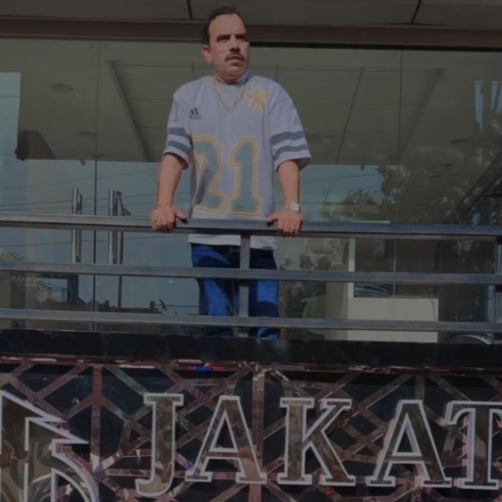 मेरठ का यूट्यूबर शादाब जकाती गिरफ्तार, थाने से जमानत:बिना अनुमति भीड़ जुटाकर शोरूम उद्घाटन करने के मामले में पुलिस ने की कार्रवाई