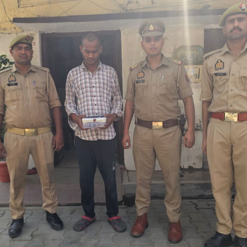 बरेली में आईफोन लूटने वाला गिरफ्तार:ग्रेजुएट पास चोर पर 22 मुकदमे दर्ज, नशे की लत ने बनाया अपराधी