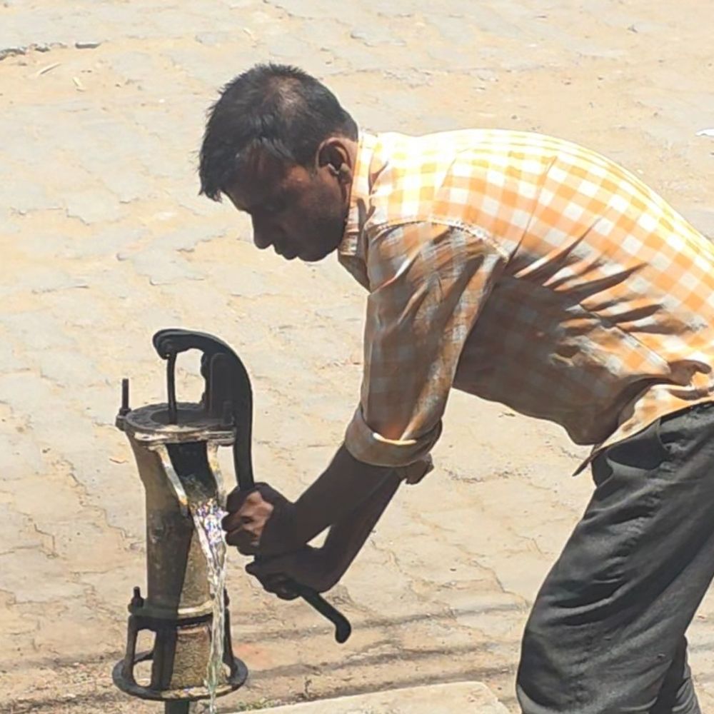 गोंडा में तापमान 6 डिग्री गिरा, 36°C पहुंचा:हल्की हवाओं से मिली राहत, लेकिन गर्मी का प्रकोप जारी, लू से बचाव की एडवाइजरी