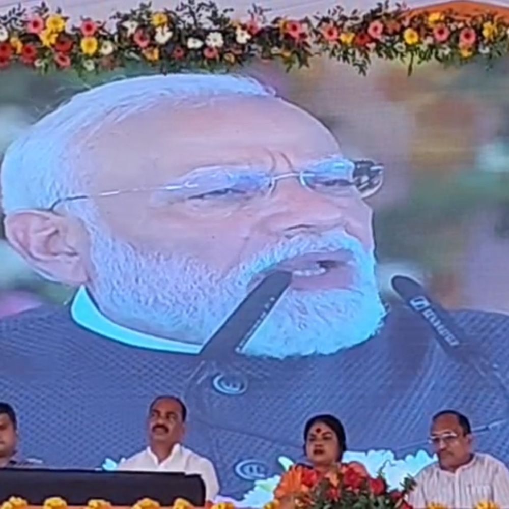 गंगा एक्सप्रेस-वे शुरू, मेरठ-प्रयागराज अब 6-7 घंटे में:पीएम मोदी ने किया लोकार्पण, 12 जिलों और 518 गांवों को जोड़ेगा