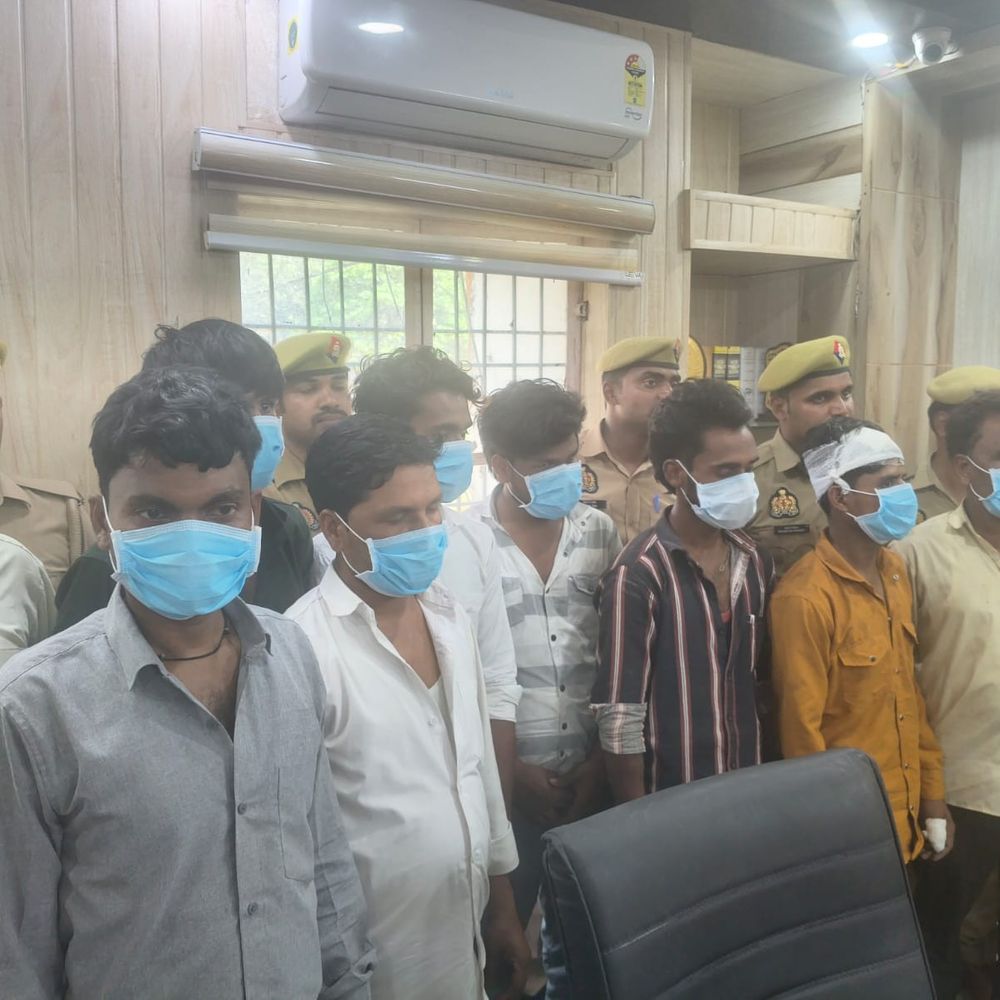 बहूभोज में नाच-गाने पर विवाद, युवक की मौत:बलरामपुर में 14 आरोपी गिरफ्तार, पुलिस ने की कार्रवाई