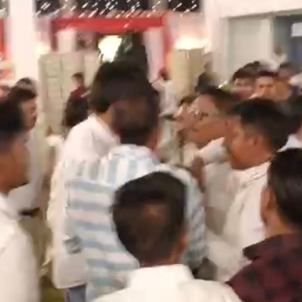 लखीमपुर-खीरी में शादी समारोह में हर्ष फायरिंग:बारातियों में मची अफरा-तफरी, आरोपी युवक गिरफ्तार, केस दर्ज