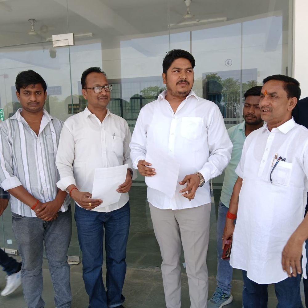 अमेठी में रामलीला मैदान में मिलेगा गैस सिलेंडर:26 किलोमीटर दूर जाते थे लोग, परेशानी से लोगों को राहत