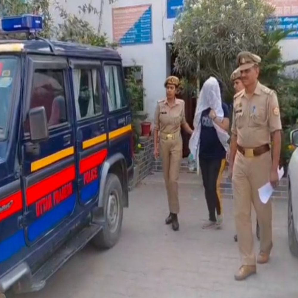 शाहजहांपुर में अवैध संबंधों के चलते महिला की थी आत्महत्या:प्रेमिका गिरफ्तार, सुसाइड के लिए उकसाने का आरोप