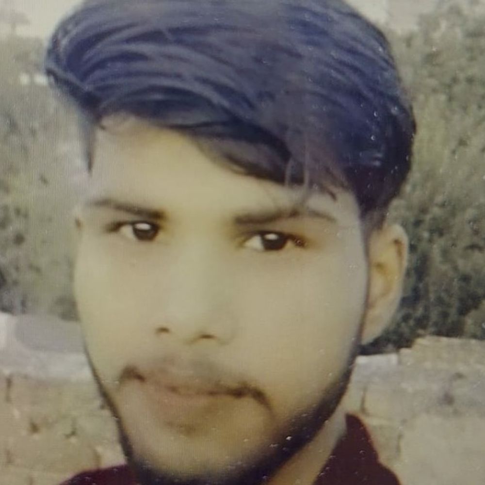 देवर ने भाभी के दुपट्टे से फांसी लगाई:घर में हुई थी लड़ाई, आम के पेड़ से लटका मिला शव